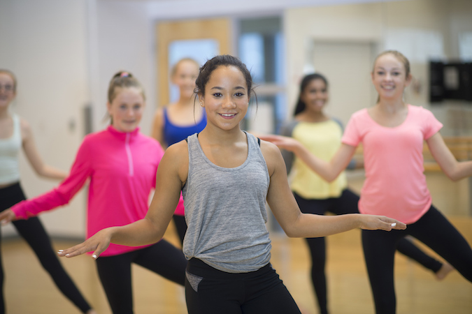 Wheels on the Bus Nursery Rhyme Video with Music